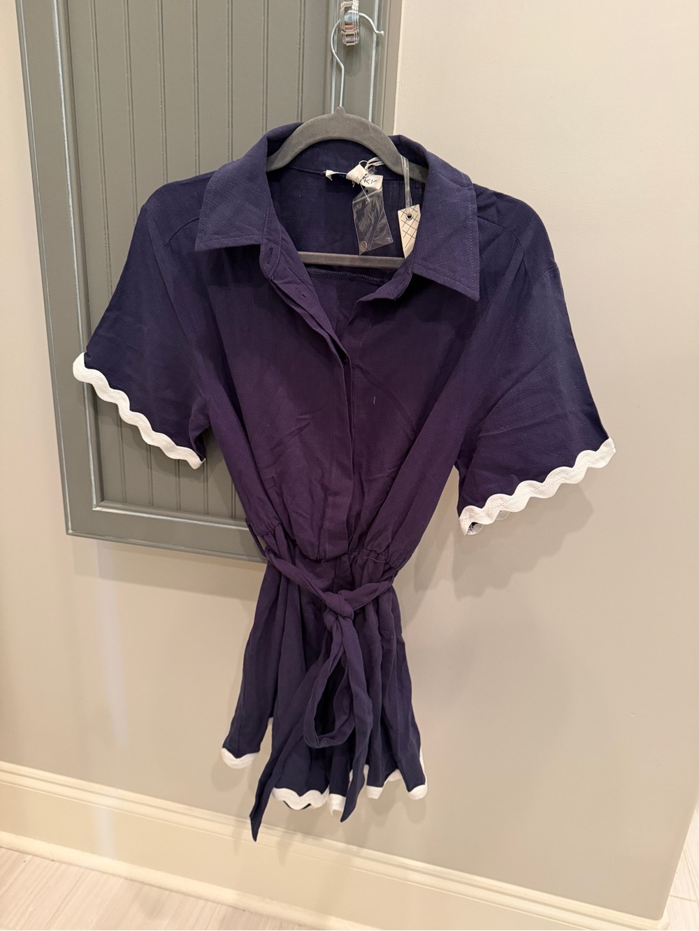 Navy Tie-Waist Short Sleeve Romper with White Trim